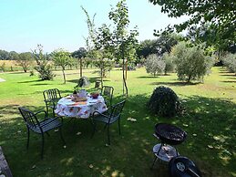 Cottage in Todi With Pool and Sauna