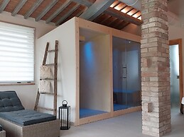 Cottage in Todi With Pool and Sauna