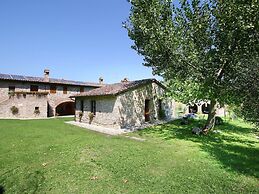 Cottage in Todi With Pool and Sauna