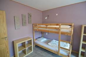 Lovely Modern Cottage With Sauna, Bubble Baths and Even a Beach on the