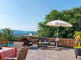 Countryside Home in Arezzo With Pool