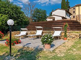 Countryside Home in Arezzo With Pool