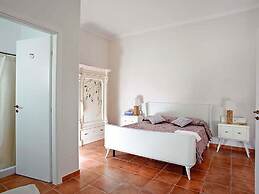 Villa in Campanella With Private Pool