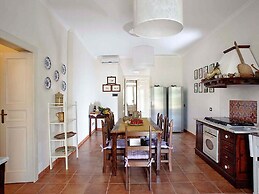 Villa in Campanella With Private Pool