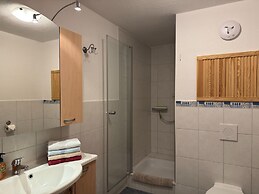 Cozy Stay by Wiek Harbor
