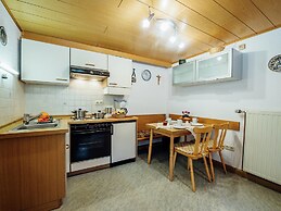 Luring Apartment in Plankenstein near Forest