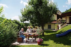 Luring Apartment in Plankenstein near Forest
