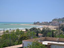 Lush Holiday Home in Sciacca near Golf Course