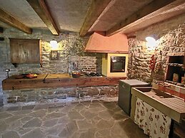 Holiday Home in Apecchio With Pool & Terrace