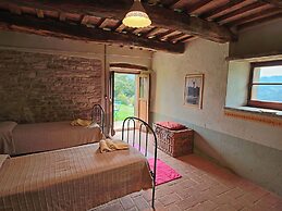 Holiday Home in Apecchio With Pool & Terrace