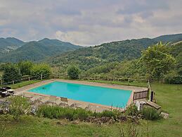 Holiday Home in Apecchio With Pool & Terrace
