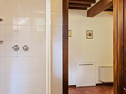 House in Umbria With Pool & Garden Views