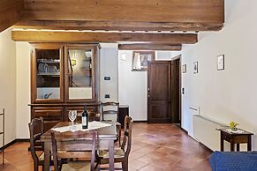 House in Umbria With Pool & Garden Views