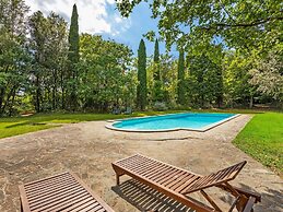 House in Umbria With Pool & Garden Views