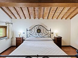 House in Umbria With Pool & Garden Views