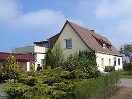 Apartment With Garden in Rerik