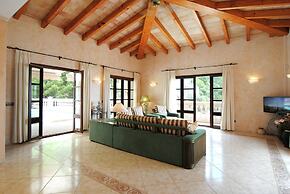 Villa in Canyamel With Bay Views and Pool