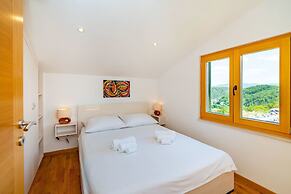 Apartments Lucija