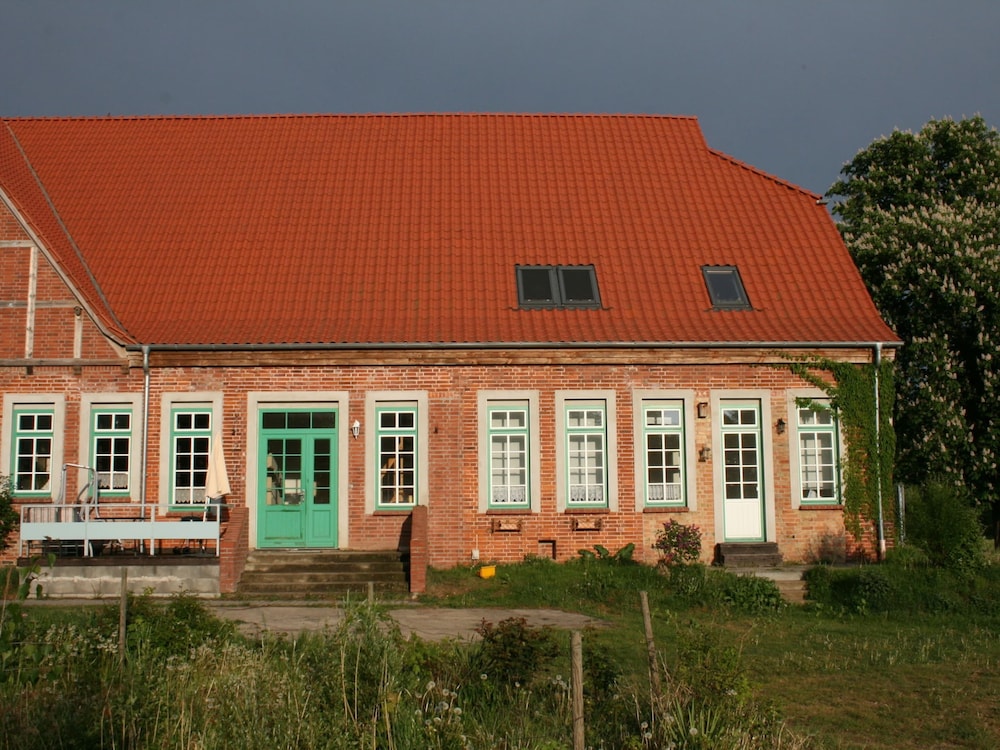 Charmante Wohnung mit Garten in Blowatz