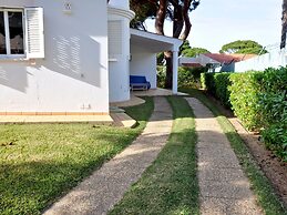 Villa Near Marina With Private Pool
