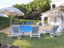 Villa Near Marina With Private Pool