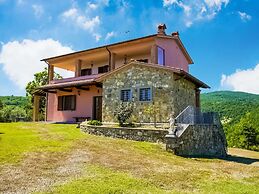 Villa in Pieve San Giovanni With Pool