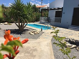 Villa in Kirianna With Private Pool