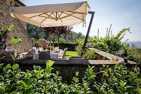 Luxury Pool Villa in Cortona
