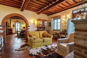 Luxury Pool Villa in Cortona