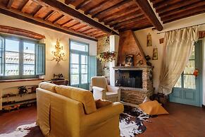 Luxury Pool Villa in Cortona