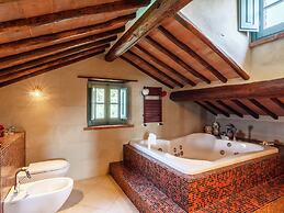 Luxury Pool Villa in Cortona