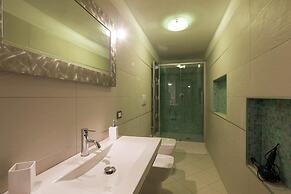 Luxury Pool Villa in Cortona