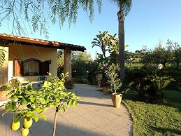 Holiday Home With Private Pool, Near the Beach