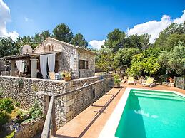 Villa in Mallorca With Private Pool