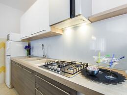 Exquisite Villa with Private Hot Tub in Grebaštica