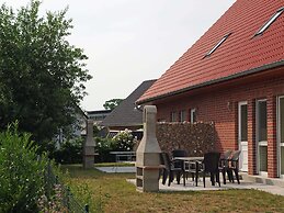 Ferienwohnung in Zierow mit Garten