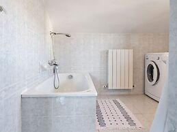 Apartment in Cassinelle With Garden & BBQ