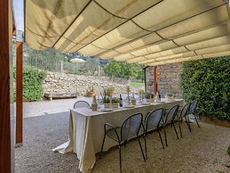 Spacious Cortona Villa