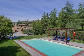 Spacious Cortona Villa