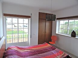 Oceanview Cliff Retreat