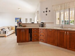 Detached Villa With a Large Private Swimming Pool