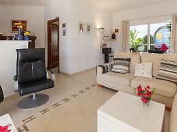 Detached Villa With a Large Private Swimming Pool