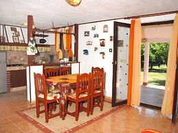 Charming Pool Home Near Pula