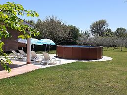 Charming Pool Home Near Pula
