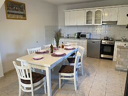 Holiday Home in Lisicic With Pool