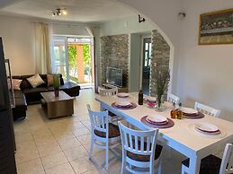 Holiday Home in Lisicic With Pool