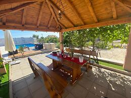 Holiday Home in Lisicic With Pool