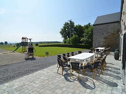 Ouffet Villa With Sauna, Liege