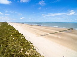Villa, two Bathrooms and a Washing Machine, Near Ostend