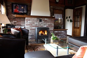 Longfaye Chalet With Sauna